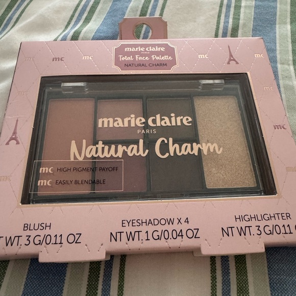 Natural Charm Face Palette - Blush, Eyeshadow, Highlighter - Picture 2 of 3